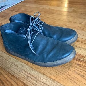 Olukai chukka boots